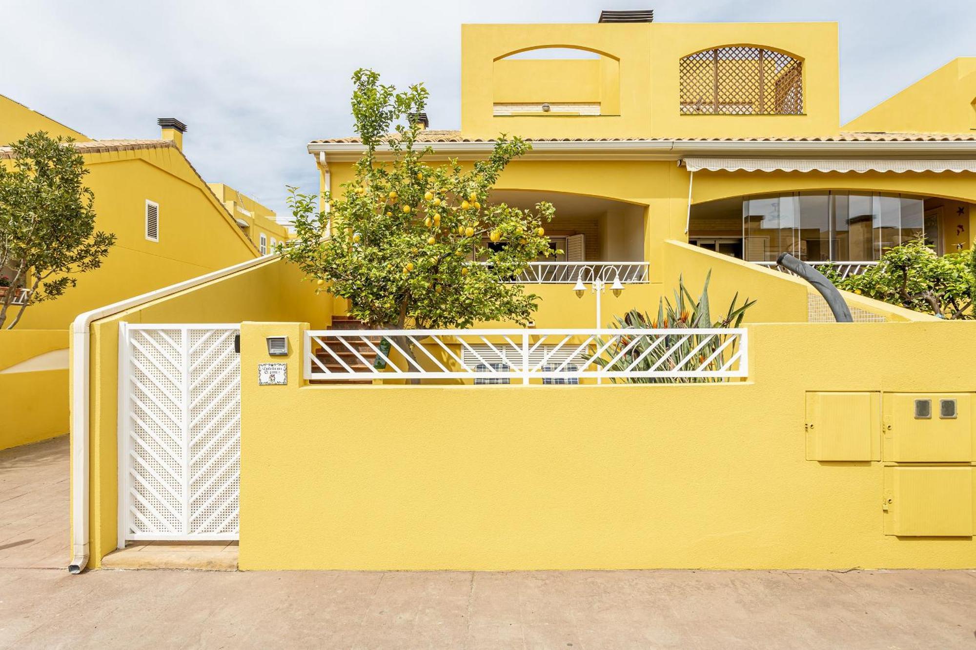 Family-Friendly Beach House Ideal For Holidays & Workers At Beach Sagunto Valencia 外观 照片